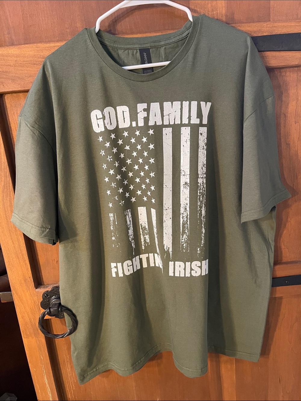 ☘️Norte Dame Graphic Tee - God. Family Fighting Irish